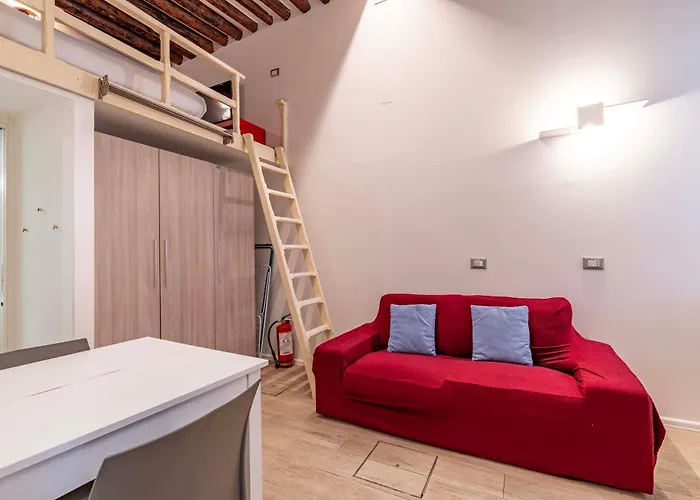 Ca Giardini Apartments in Biennale by Bricola Apartments